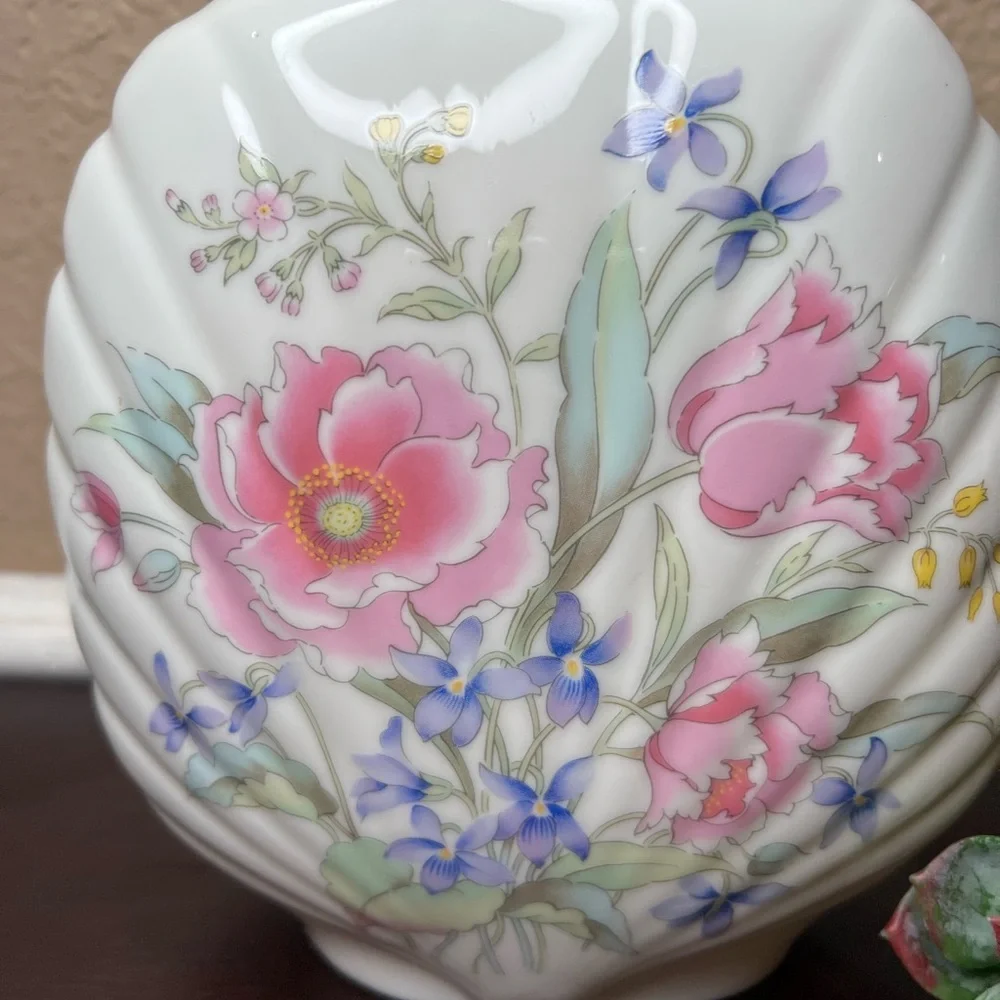 Vintage 1980's Floral Shell Vase, 80's Deco Revival, Japanese Fine China, Pastel